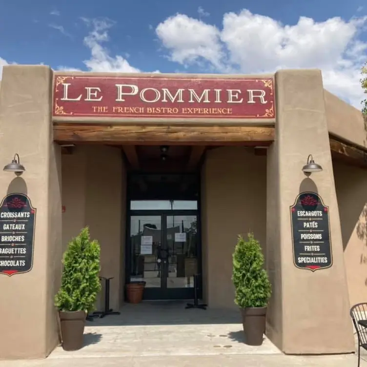 Le Pommier Bistro, Santa Fe, NM