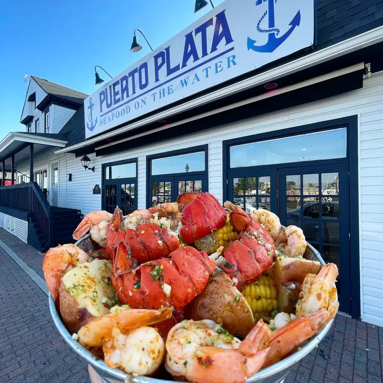 Puerto Plata Seafood On The Water, Freeport, NY