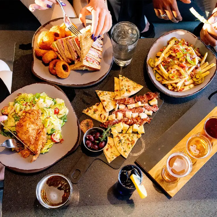 T-Shotz - Kansas City, Kansas City, MO