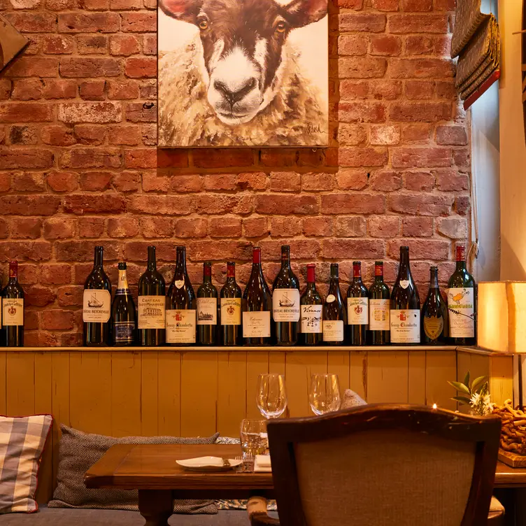 Table 16 - The Duncombe Arms, Ashbourne, Derbyshire