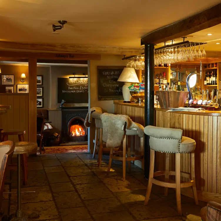 The Bar - The Duncombe Arms, Ashbourne, Derbyshire