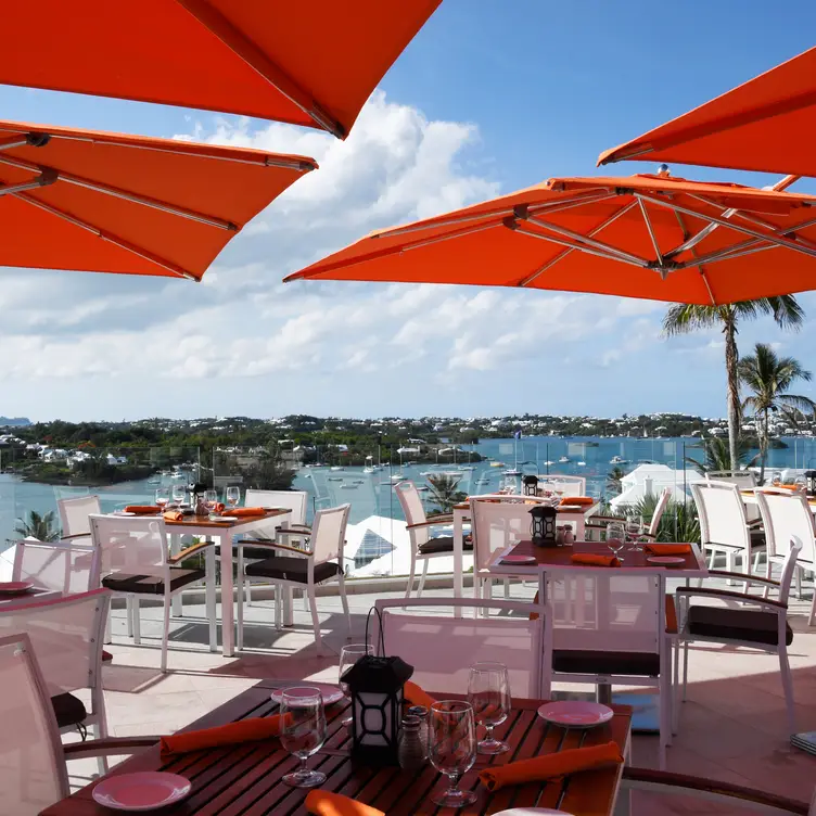 Bermuda’s premier bar and grill restaurant  - Blu Bar & Grill, Warwick, Pembroke Parish