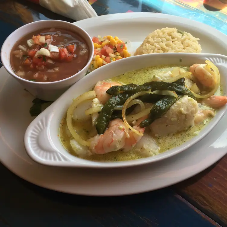 Mexican food, seafood, Mariscos Poblanos - Nuestro Mexico Restaurant, Bakersfield, CA