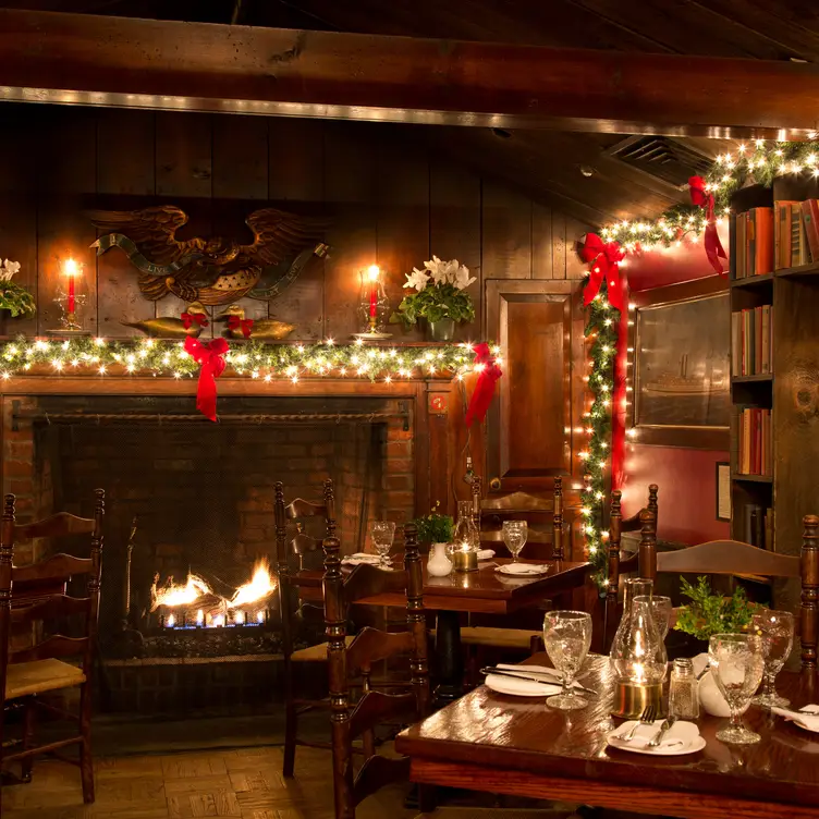 December at The Gris - oh so festive! - The Griswold Inn, Essex, CT