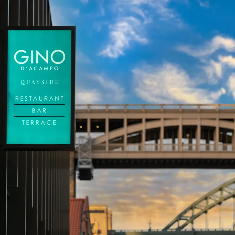 Gino D’Acampo Newcastle，Tyne and WearNewcastle upon Tyne