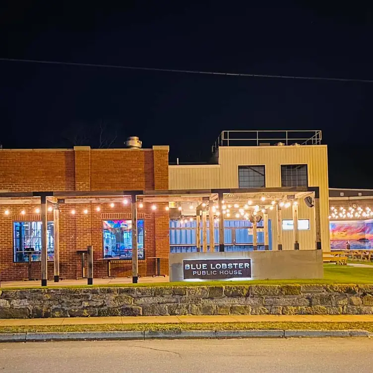 Blue Lobster Public House, Stellarton, NS