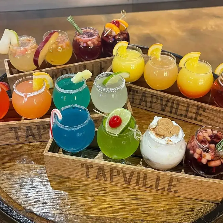 Tapville Social - Naperville，ILNaperville