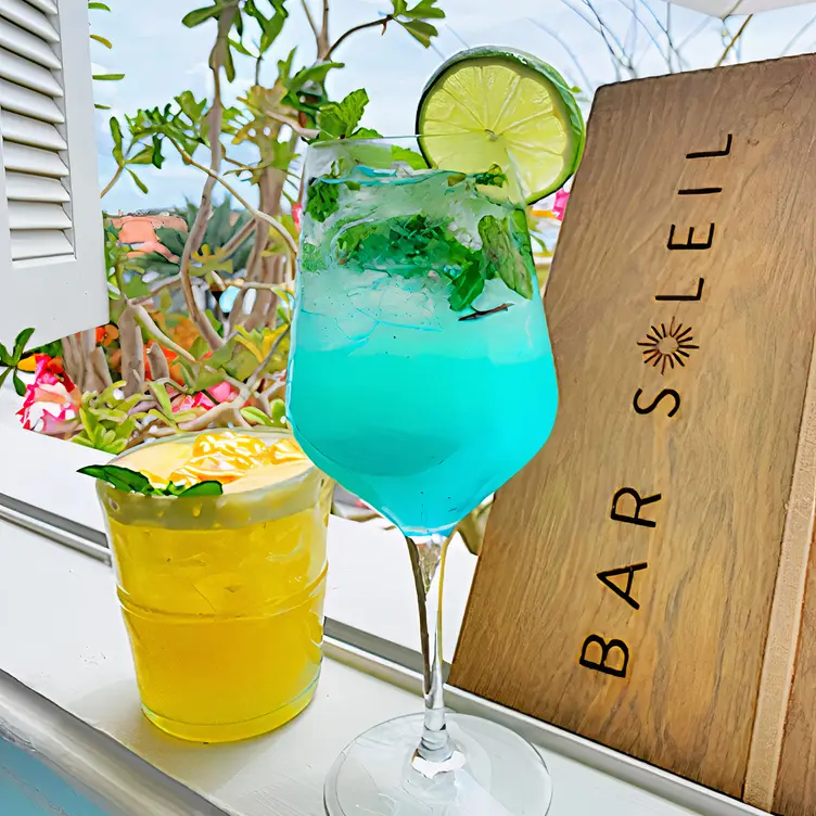 Bar Soleil - Malliouhana Resort, Anguilla, British West Indies