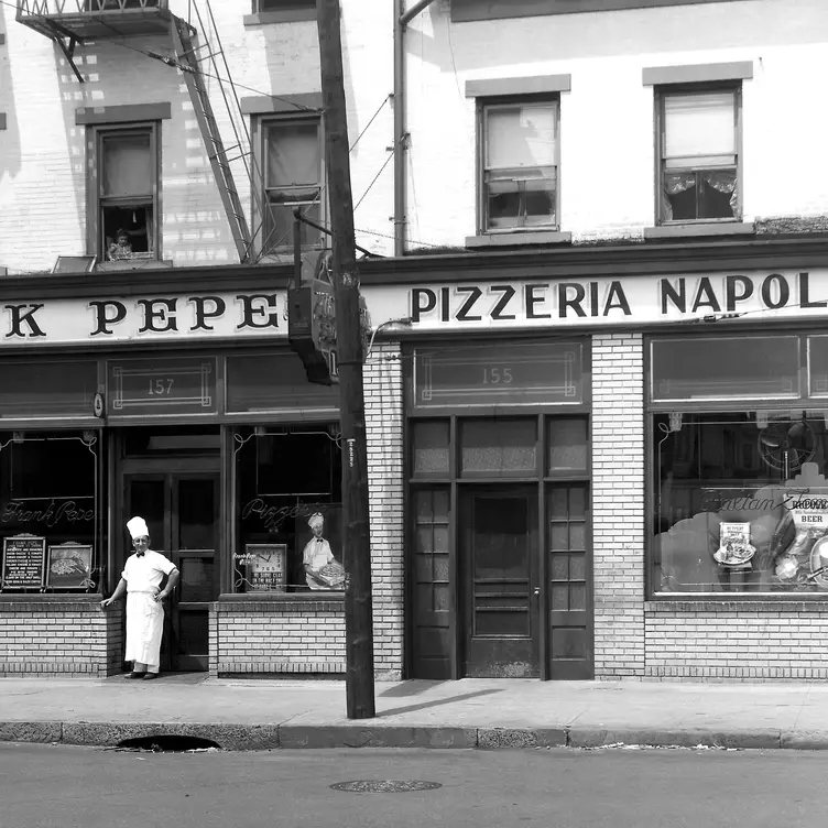 The Original Frank Pepe Pizzeria Napoletana - Frank Pepe's of Burlington, Burlington, MA