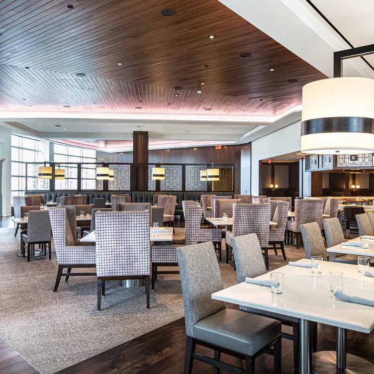 III by Wolfgang Puck - Updated 2024, American Restaurant in Houston, TX