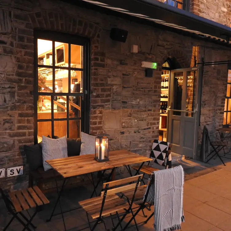 Outdoor Dining  - ELY Wine Store – Maynooth，Co KildareMaynooth