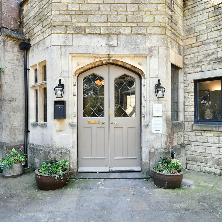 Sunday Lunch at the Gallery Restaurant, Stanton Manor, Chippenham, Wiltshire