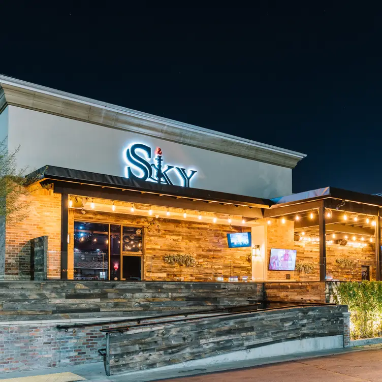 Sky Hookah Lounge, Los Angeles, CA