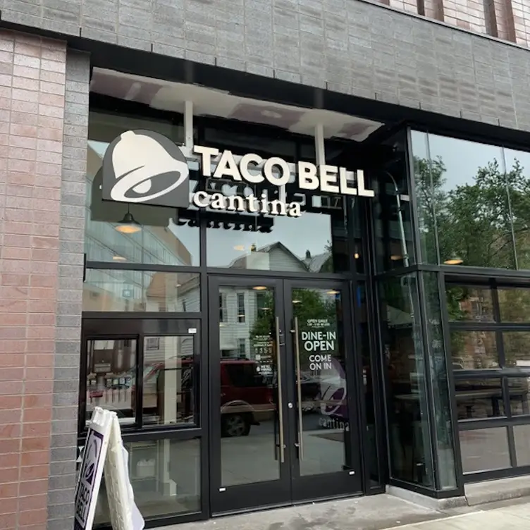 Taco Bell Drag Brunch - Wrigleyville Cantina - May 22nd, Chicago, IL