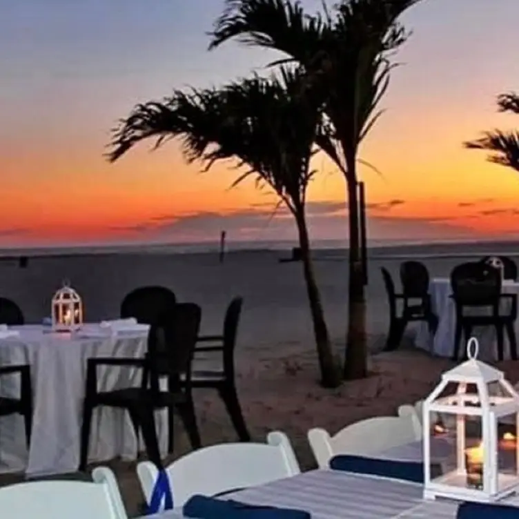 New York Beach Club & Restaurant, Atlantic Beach, NY