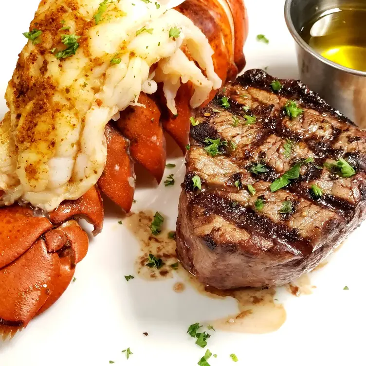 Dillard's Chophouse, Tuscaloosa, AL