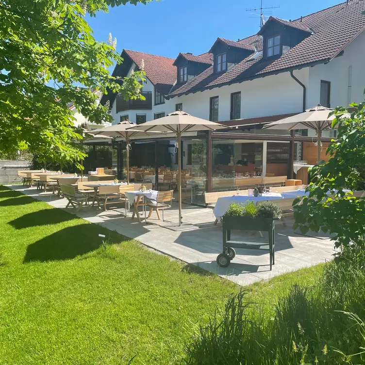 Restaurant Terrasse - Restaurant Erber，BYIsmaning