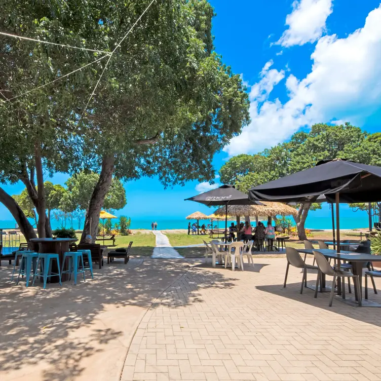 Cape Gloucester Resort Restaurant & Bar, Hideaway Bay, AU-QLD