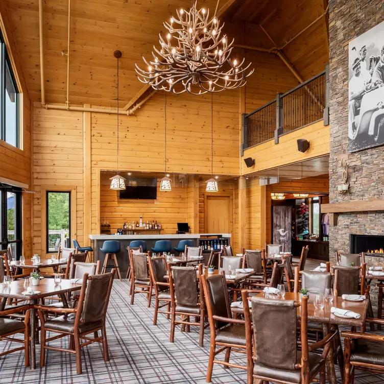 The Nest Clubhouse Dining Room  - The Nest, Innisfil, ON