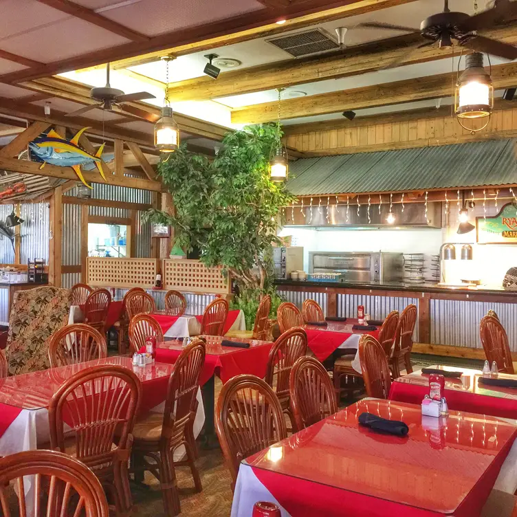 Restaurant The Islander Grill & Tiki Bar Palm Beach Shores, , FL