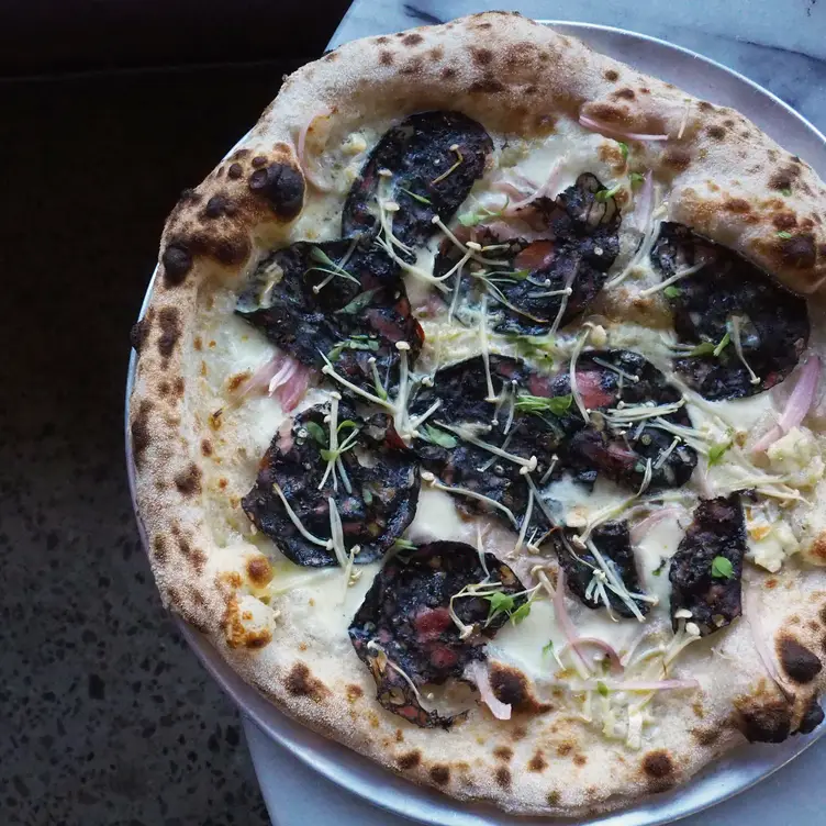 Squid Ink &amp; Italian Truffle Pizza - Somedays Pizza - Noosa AU-QLD Noosa Heads