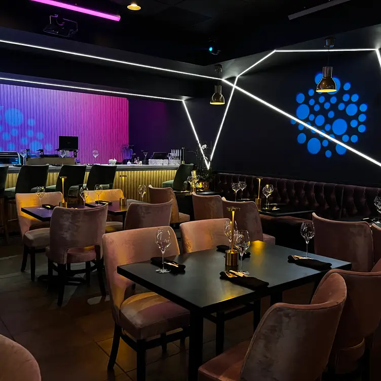 Baku Asian Fusion Bar by Shois, Doral, FL