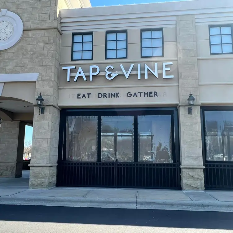 Tap and Vine - Charlotte，NCCharlotte