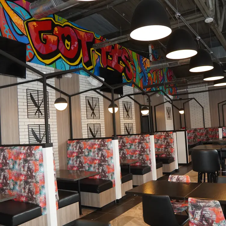 We are an artsy hip spot with great food &amp; vibes - Gotti's，TXHouston