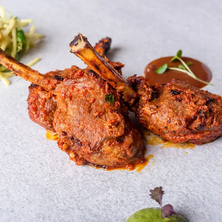 Riwaz by Atul Kochhar，BuckinghamshireBeaconsfield