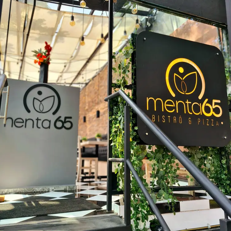 TERRAZA ITALIANA, PIZZAS A LA LEÑA, VINO - Menta 65 Terraza, Ciudad de México, CDMX