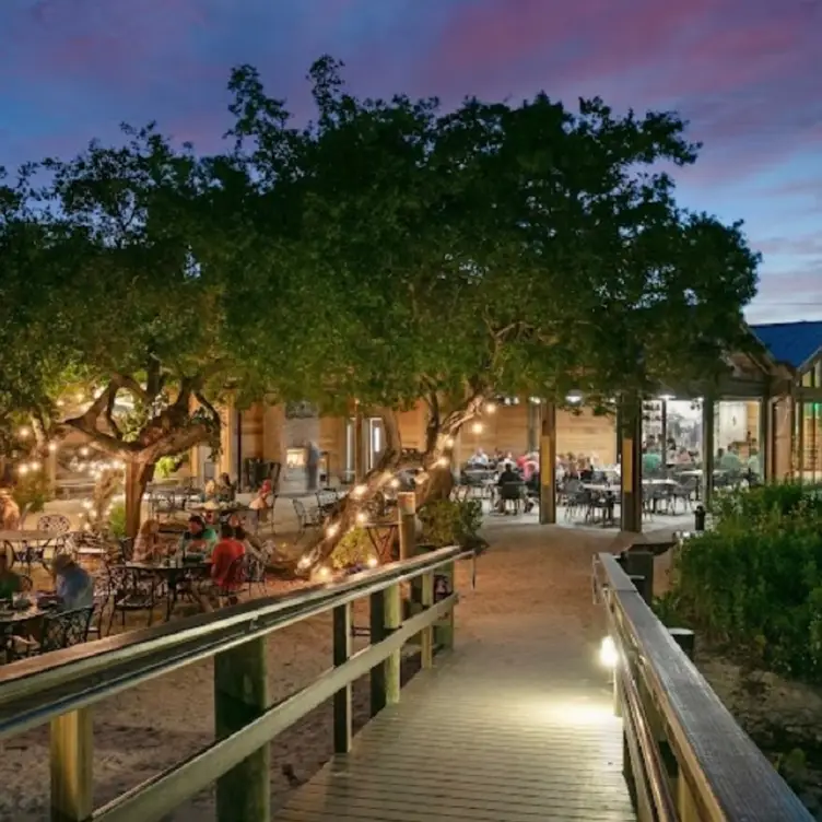 Mar Vista Dockside Restaurant & Pub, Longboat Key, FL