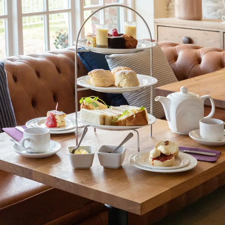 Afternoon Tea at Beaulieu Hotel, Lyndhurst, Hampshire