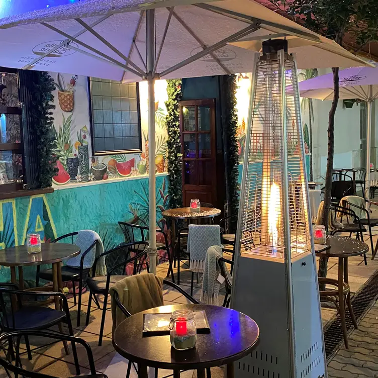 Kahuna's Estepona, Estepona, Malaga