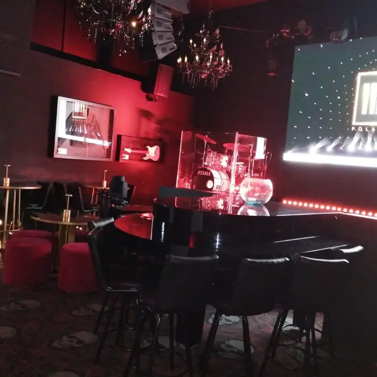 Piano Bar 11 11