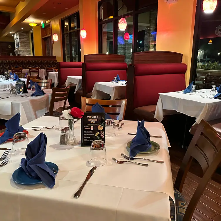 Fine Authentic Turkish and Mediterranean Kitchen - Vourla Mediterranean Cafe & Grill FL Naples