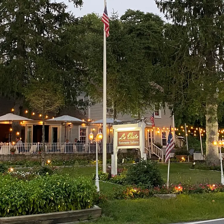 La Vista Ristorante Dining Room - La Vista Ristorante Italiano, South Salem, NY