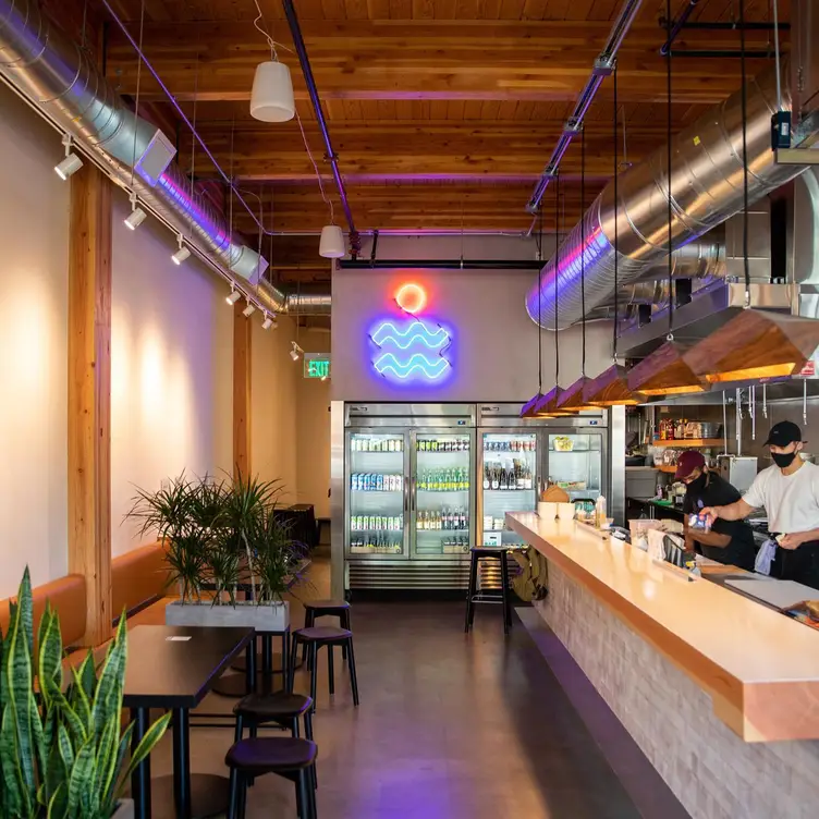 A northwest seafood eatery. - Local Tide, Seattle, WA