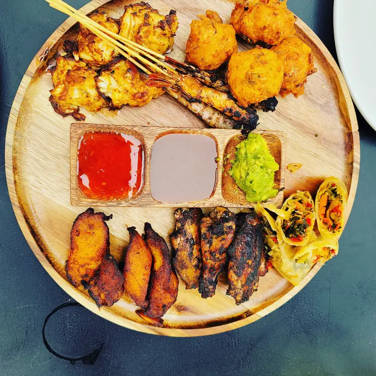 SharkBar Sampler, mini crab cake, jerk wings, etc  - DenzelSharkBarGrill, Baltimore, MD