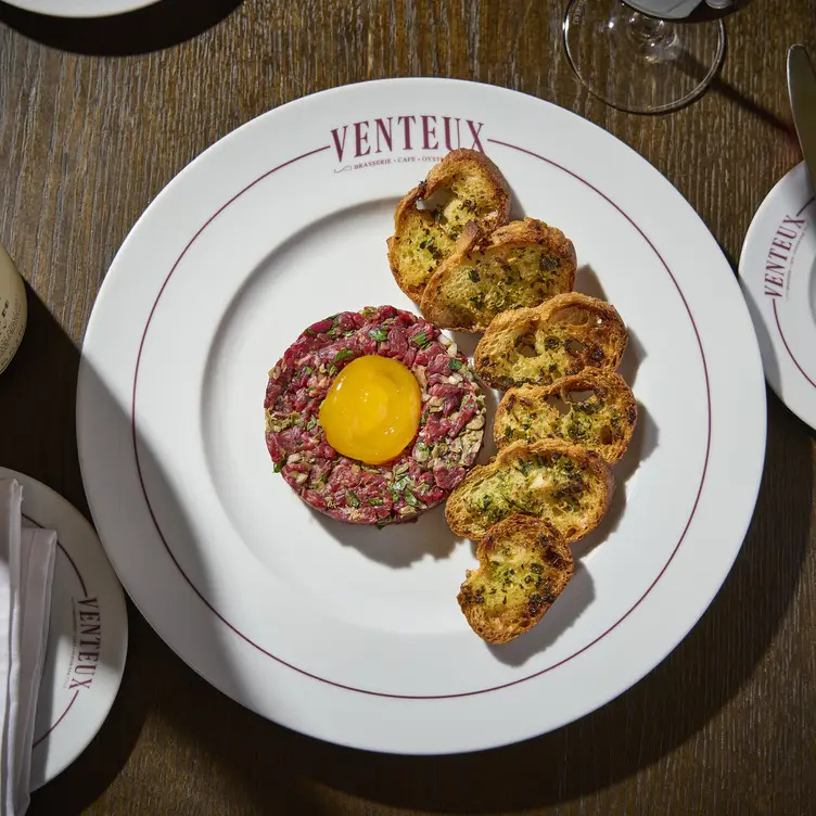 Venteux Brasserie, Cafe, & Oyster Bar, Chicago, IL