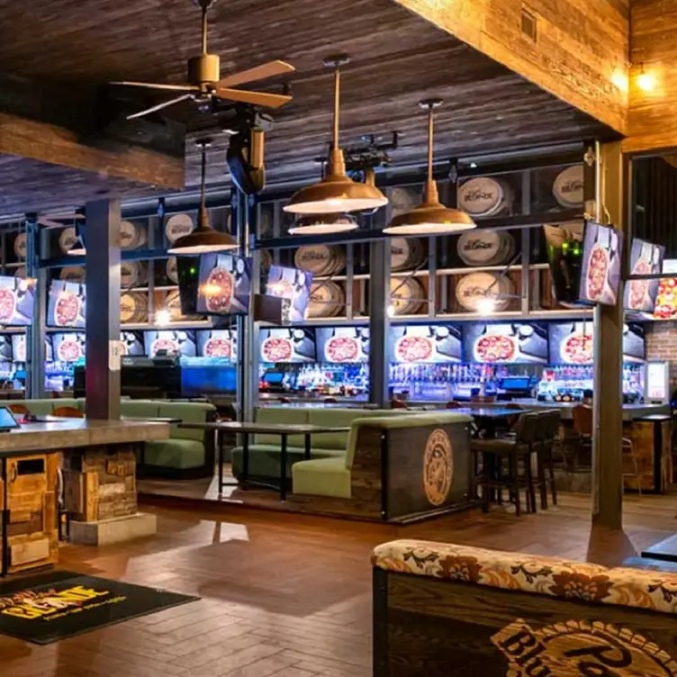 Bottled Blonde Miami Updated 2024, Pizzeria in Miami, FL