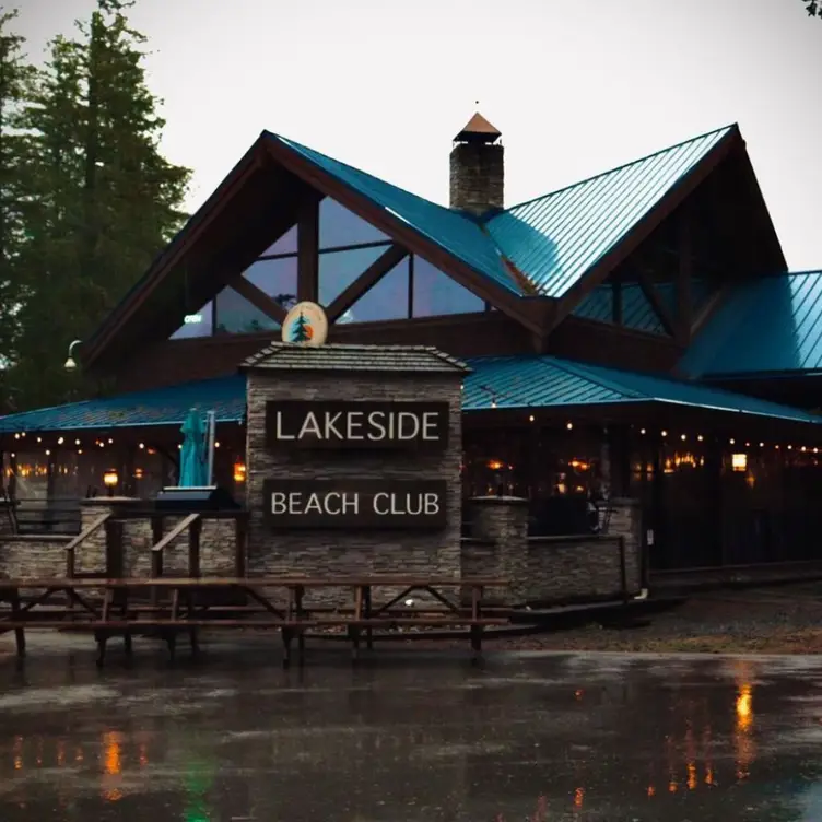 The Lakeside Beach Club, Cultus Lake, BC