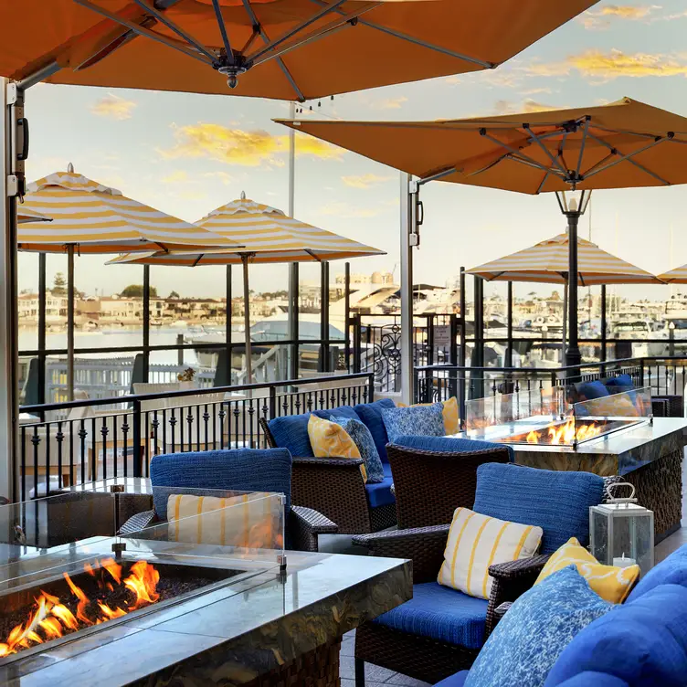 A+O Restaurant | Bar CA Newport Beach