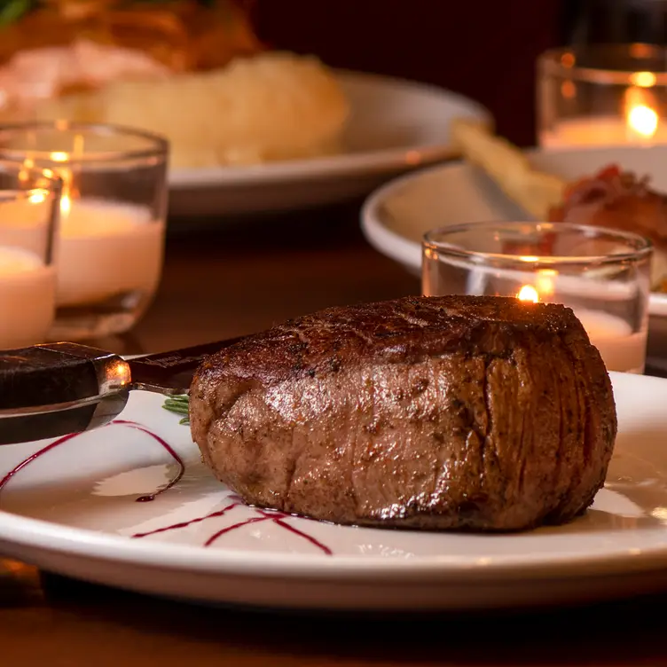 Premium steaks, pasta, seafood and more. - Giancarlo's, Williamsville, NY