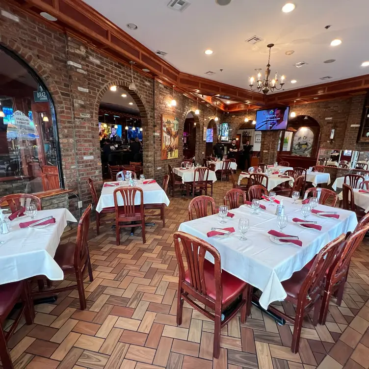 Casa Nova Grill (Brazilian Rodízio)，NJNewark