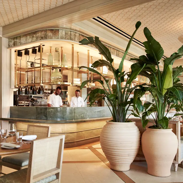 Florie's by Mauro Colagreco，FLPalm Beach