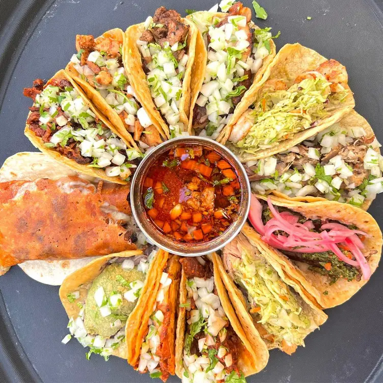 Rreal Tacos - Sandy Springs, Sandy Springs, GA