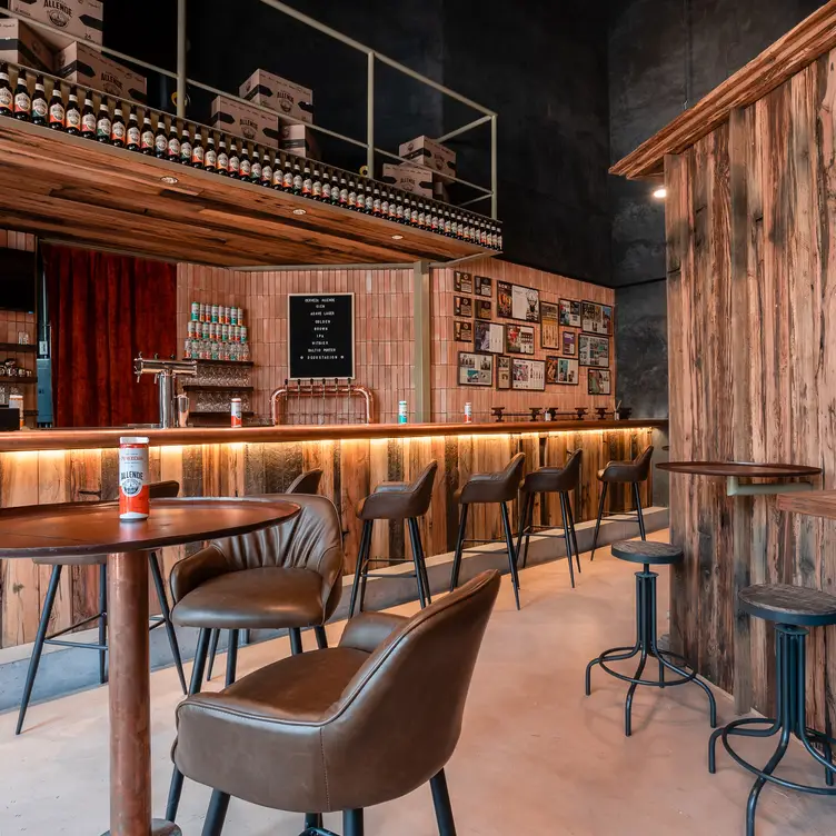 Cervecería Allende Tap room - Cerveceria Allende Taproom, San Miguel de Allende, GUA