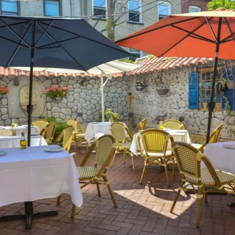 Beautiful outdoor garden for the summer - Il Falco Restaurant, Long Island City, NY