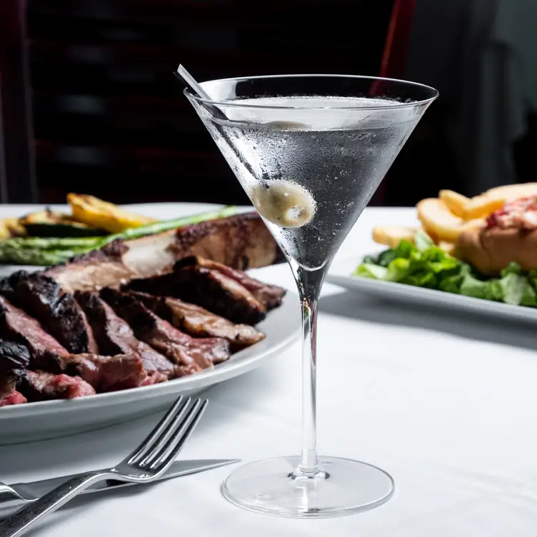 Classic Martini &amp; Rib-Eye Steak - Spiro's, Rocky Point, NY