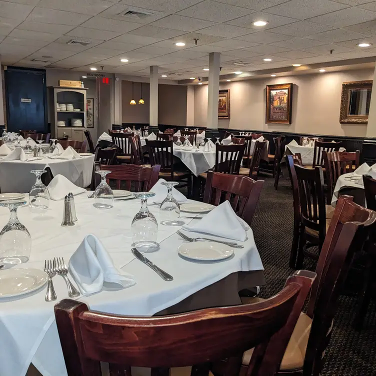 Piccola Bussola Ristorante - Huntington，NYHuntington